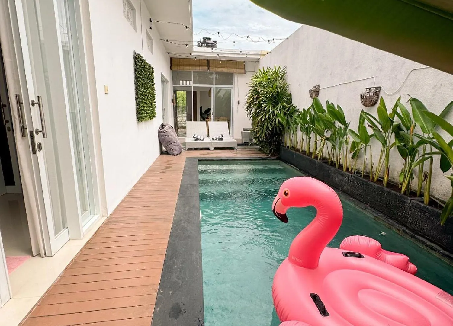 Willa Casa De Three Seminyak Beach