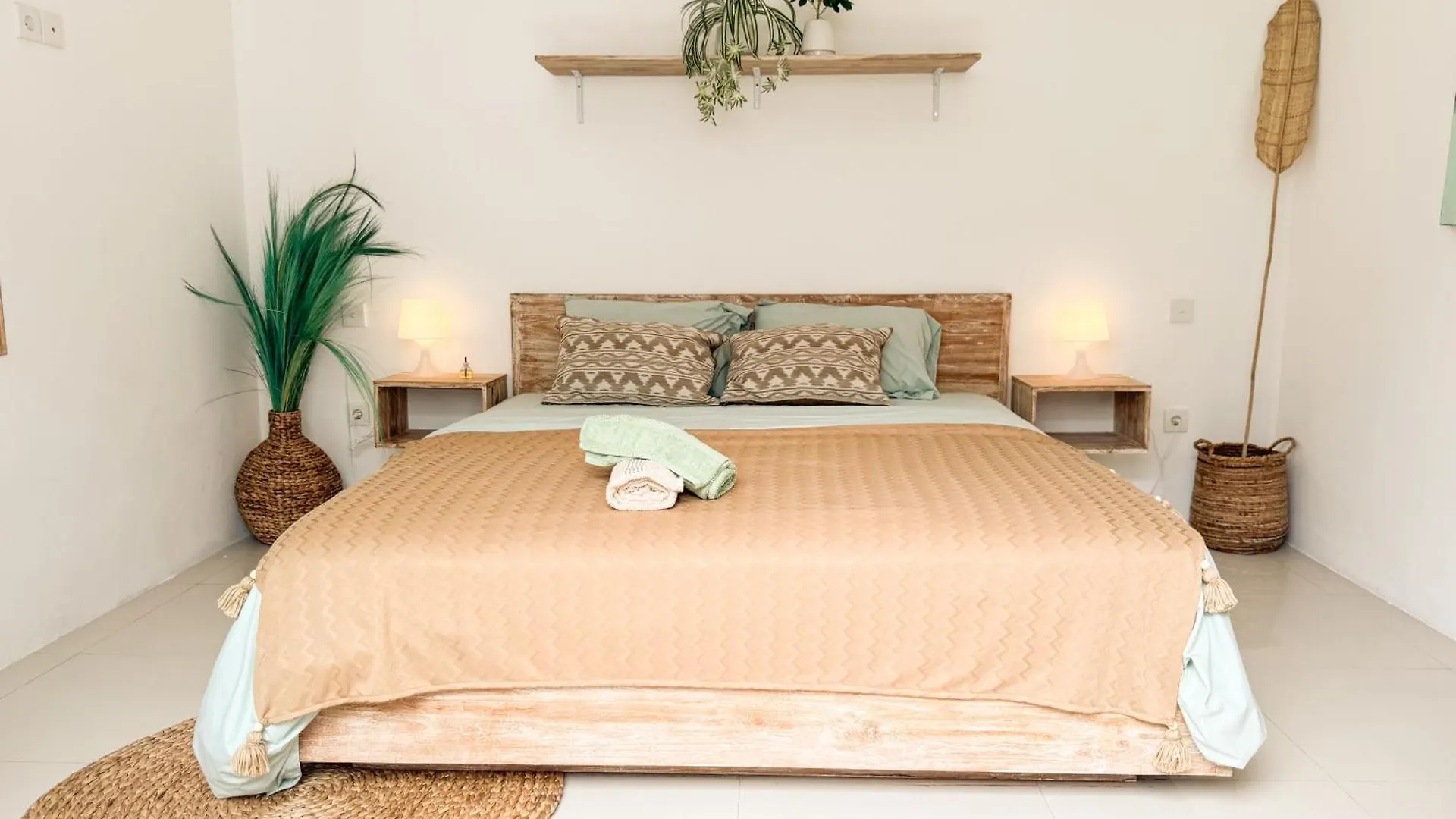 Willa Casa De Three Seminyak Beach